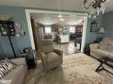 27 Shaw Street, Wasaga Beach, ON  - Indoor Photo Showing Living Room 