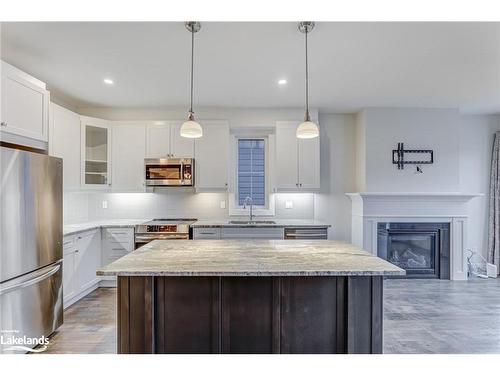 173 Yellow Birch Crescent, The Blue Mountains, ON - Indoor Photo Showing Kitchen With Stainless Steel Kitchen With Upgraded Kitchen