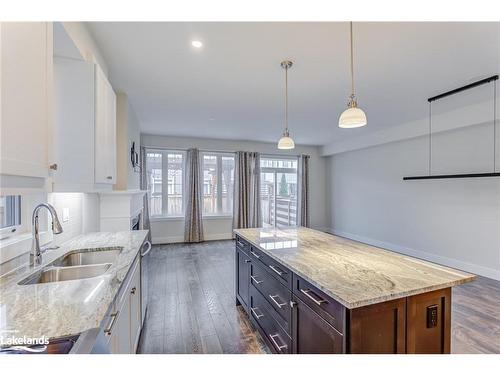 173 Yellow Birch Crescent, The Blue Mountains, ON - Indoor Photo Showing Kitchen With Double Sink With Upgraded Kitchen