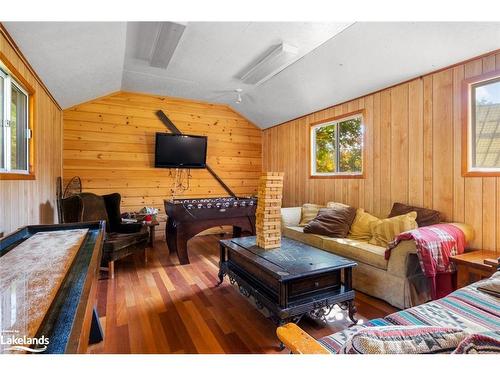 1099 Bunny Trail, Whitestone, ON - Indoor Photo Showing Living Room