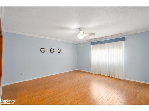 7 Trailwood Place, Wasaga Beach, ON - Indoor Photo Showing Other Room