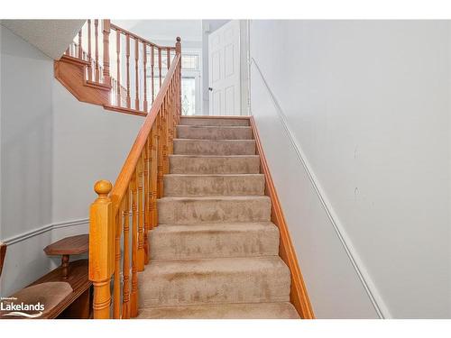 7 Trailwood Place, Wasaga Beach, ON - Indoor Photo Showing Other Room