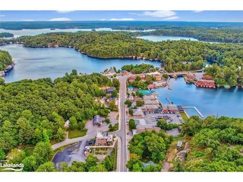 16 Johnston Street, Muskoka Lakes, ON 