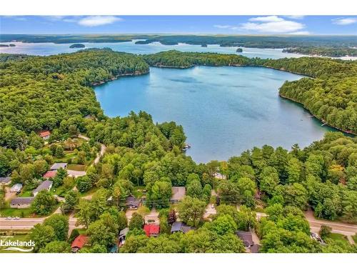 18 Johnston Street, Muskoka Lakes, ON 