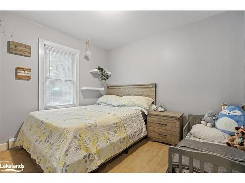 18 Rosetta Street, Parry Sound, ON - Indoor Photo Showing Bedroom