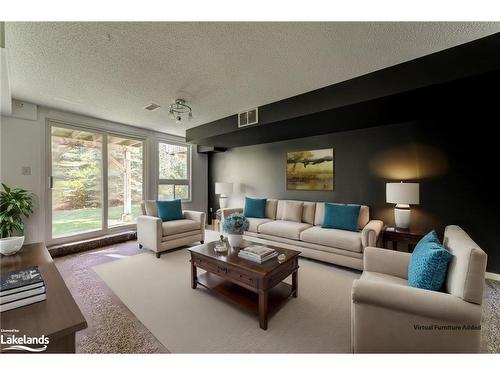 4 Royalton Lane, Collingwood, ON - Indoor Photo Showing Living Room