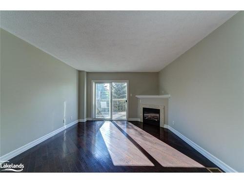 4 Royalton Lane, Collingwood, ON - Indoor With Fireplace