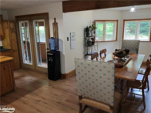 356 Chub Lake Road, Huntsville, ON - Indoor Photo Showing Dining Room