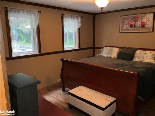 356 Chub Lake Road, Huntsville, ON - Indoor Photo Showing Bedroom