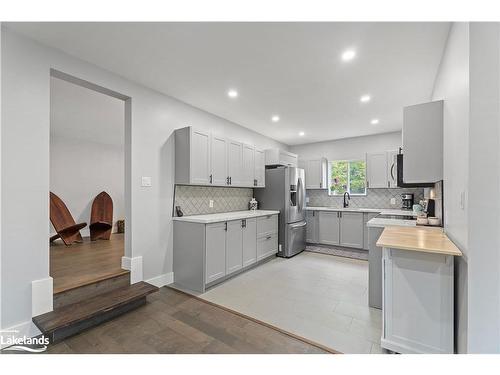 1938 Peninsula Road, Port Carling, ON - Indoor Photo Showing Kitchen