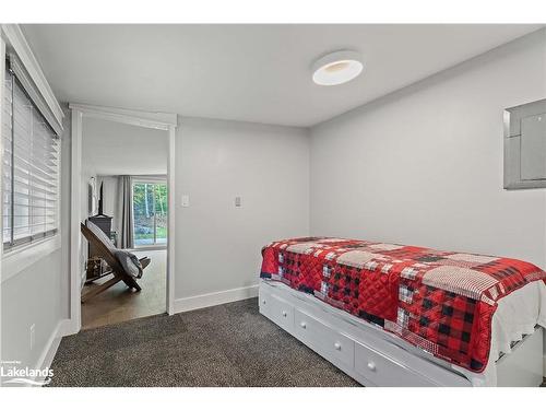 1938 Peninsula Road, Port Carling, ON - Indoor Photo Showing Bedroom