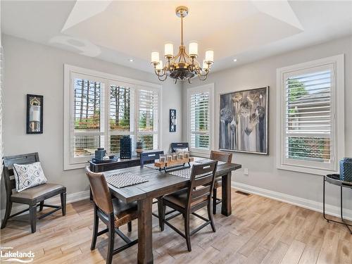 39 Clearbrook Trail, Bracebridge, ON - Indoor Photo Showing Dining Room