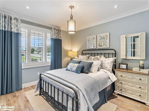 39 Clearbrook Trail, Bracebridge, ON - Indoor Photo Showing Bedroom