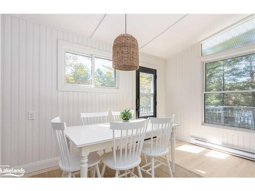 1307 Dickie Lake Road, Baysville, ON - Indoor Photo Showing Dining Room