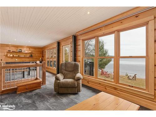 175 Rowanwood Lane, Utterson, ON - Indoor Photo Showing Living Room With Fireplace