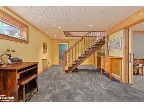 175 Rowanwood Lane, Utterson, ON - Indoor Photo Showing Other Room