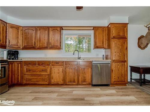 316 Goreville Road, South River, ON - Indoor Photo Showing Kitchen