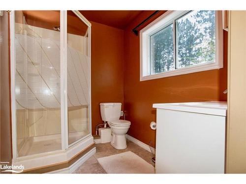 316 Goreville Road, South River, ON - Indoor Photo Showing Bathroom