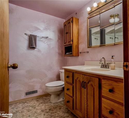 316 Goreville Road, South River, ON - Indoor Photo Showing Bathroom