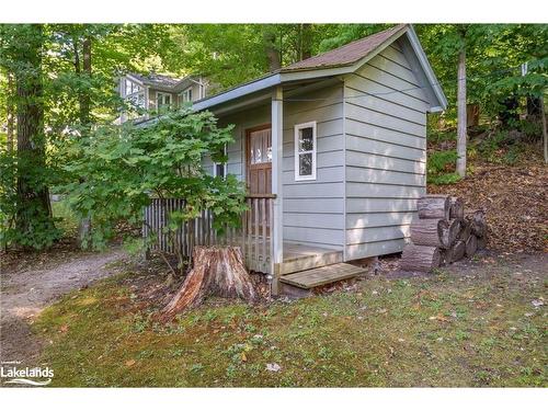 62 Farlain Lake Road E, Tiny, ON - Outdoor