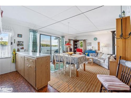 62 Farlain Lake Road E, Tiny, ON - Indoor Photo Showing Dining Room