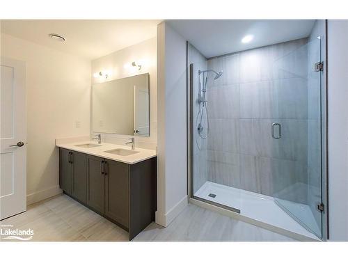 209-4 Kimberly Lane, Collingwood, ON - Indoor Photo Showing Bathroom