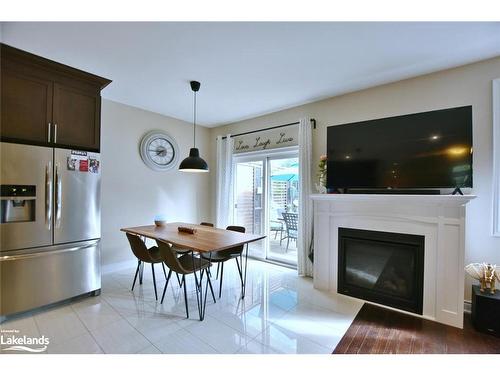 71 48Th Street S, Wasaga Beach, ON - Indoor With Fireplace