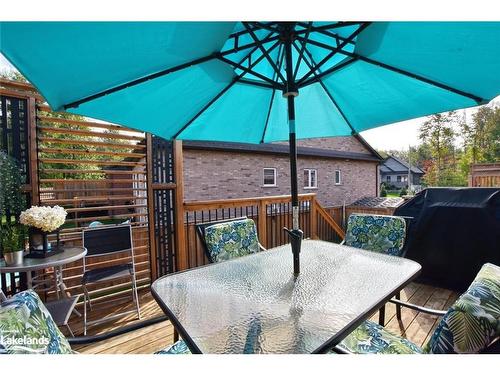 71 48Th Street S, Wasaga Beach, ON - Outdoor With Deck Patio Veranda With Exterior