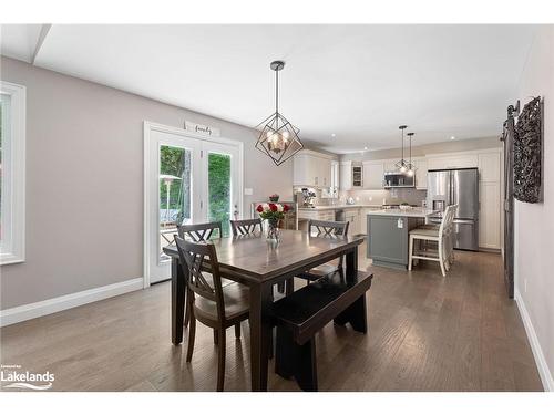 18 Macarthur Drive, Bracebridge, ON - Indoor Photo Showing Dining Room