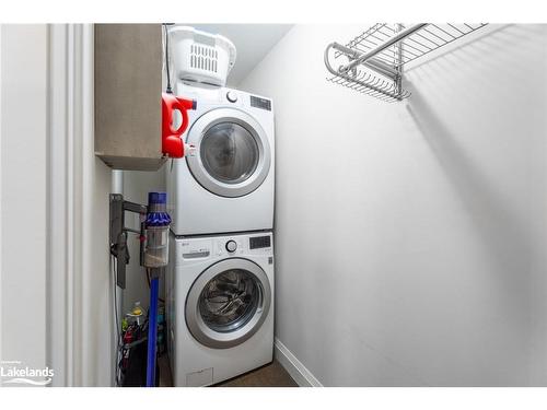 18 Macarthur Drive, Bracebridge, ON - Indoor Photo Showing Laundry Room