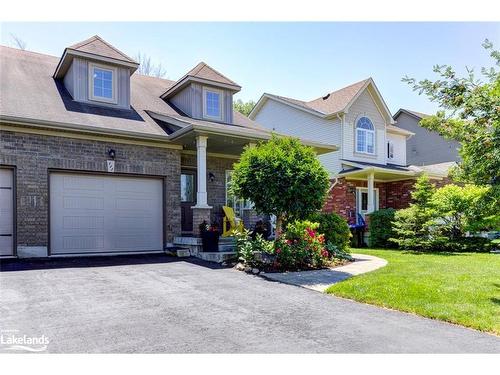 111 Chamberlain Crescent, Collingwood, ON - Outdoor With Facade