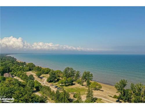 8 Bremont Way, Wasaga Beach, ON 