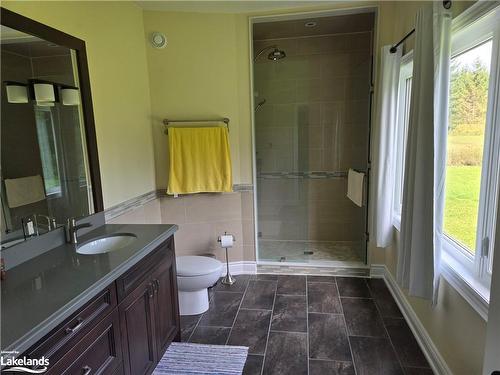 595863 Forth Line, The Blue Mountains, ON - Indoor Photo Showing Bathroom