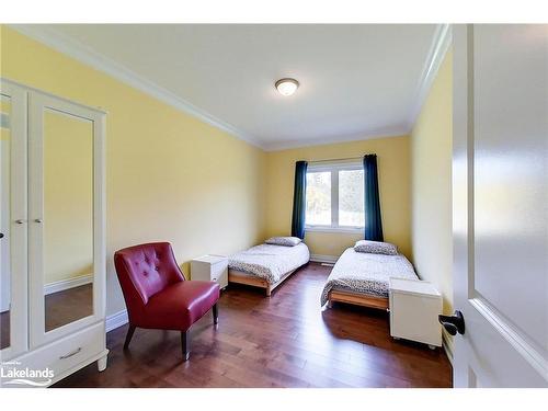 595863 Forth Line, The Blue Mountains, ON - Indoor Photo Showing Bedroom