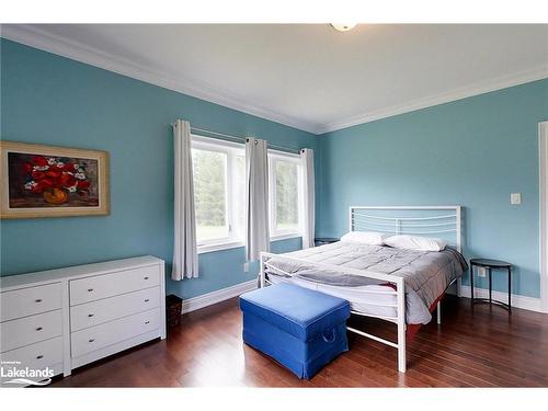 595863 Forth Line, The Blue Mountains, ON - Indoor Photo Showing Bedroom