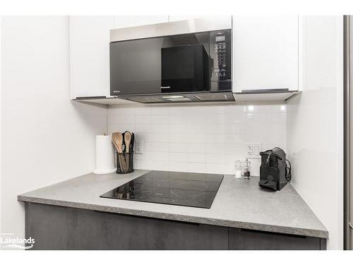 106-10 Beckwith Lane, The Blue Mountains, ON - Indoor Photo Showing Kitchen