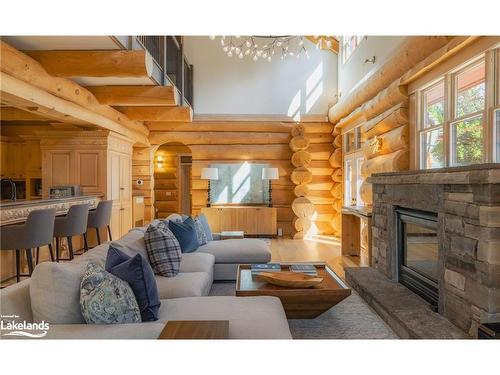 144 Craigleith Road, The Blue Mountains, ON - Indoor Photo Showing Living Room With Fireplace