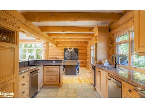 144 Craigleith Road, The Blue Mountains, ON - Indoor Photo Showing Kitchen