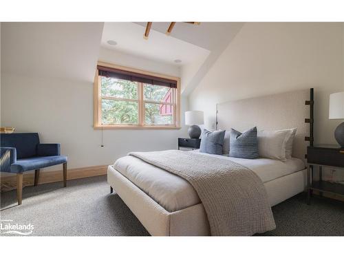 144 Craigleith Road, The Blue Mountains, ON - Indoor Photo Showing Bedroom