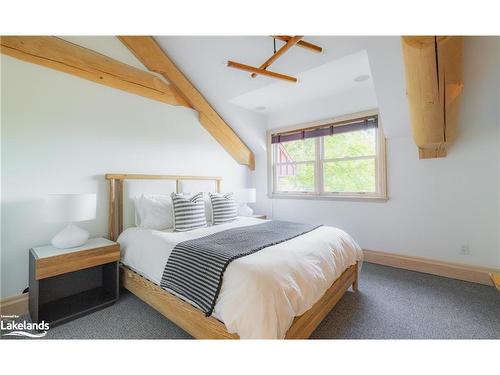 144 Craigleith Road, The Blue Mountains, ON - Indoor Photo Showing Bedroom