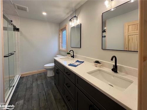 3 Rowntree Lane, Whitestone, ON - Indoor Photo Showing Bathroom