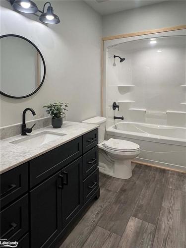 3 Rowntree Lane, Whitestone, ON - Indoor Photo Showing Bathroom