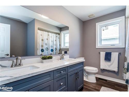 99 Mcintyre Drive, Barrie, ON - Indoor Photo Showing Bathroom