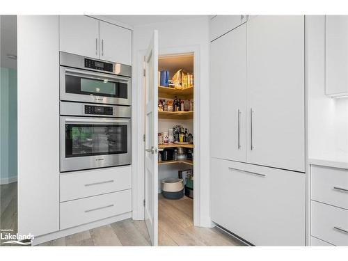 6 Connor Avenue, Collingwood, ON - Indoor Photo Showing Kitchen