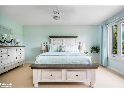 6 Connor Avenue, Collingwood, ON - Indoor Photo Showing Bedroom