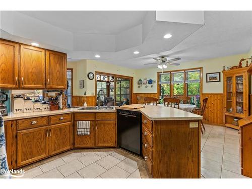 756 Spring Lake Road, South River, ON - Indoor Photo Showing Kitchen