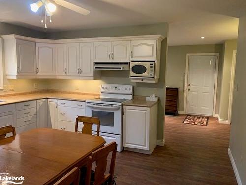 245 Lakewood Park Road, Huntsville, ON - Indoor Photo Showing Kitchen