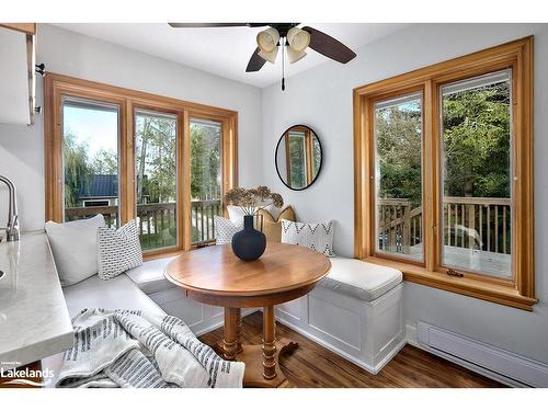 128 Teskey Drive, The Blue Mountains, ON - Indoor Photo Showing Living Room