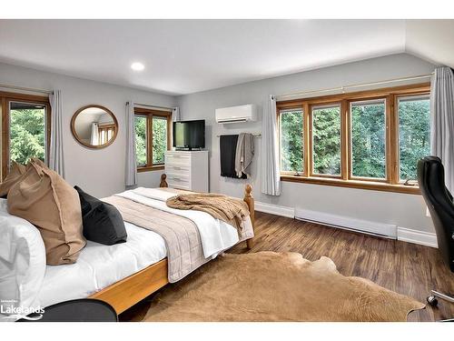 128 Teskey Drive, The Blue Mountains, ON - Indoor Photo Showing Bedroom