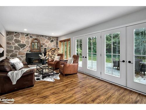 128 Teskey Drive, The Blue Mountains, ON - Indoor Photo Showing Living Room With Fireplace